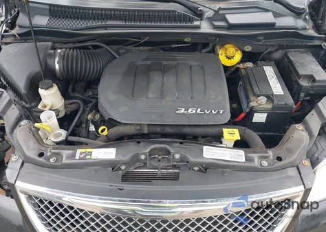 2014 Chrysler Town & Country Touring-L from USA, damaged, VIN 2C4RC1CG6ER367494